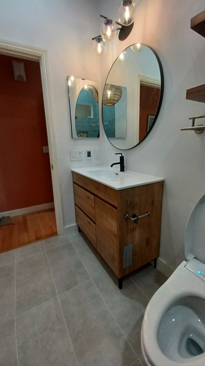 Bathroom view 2